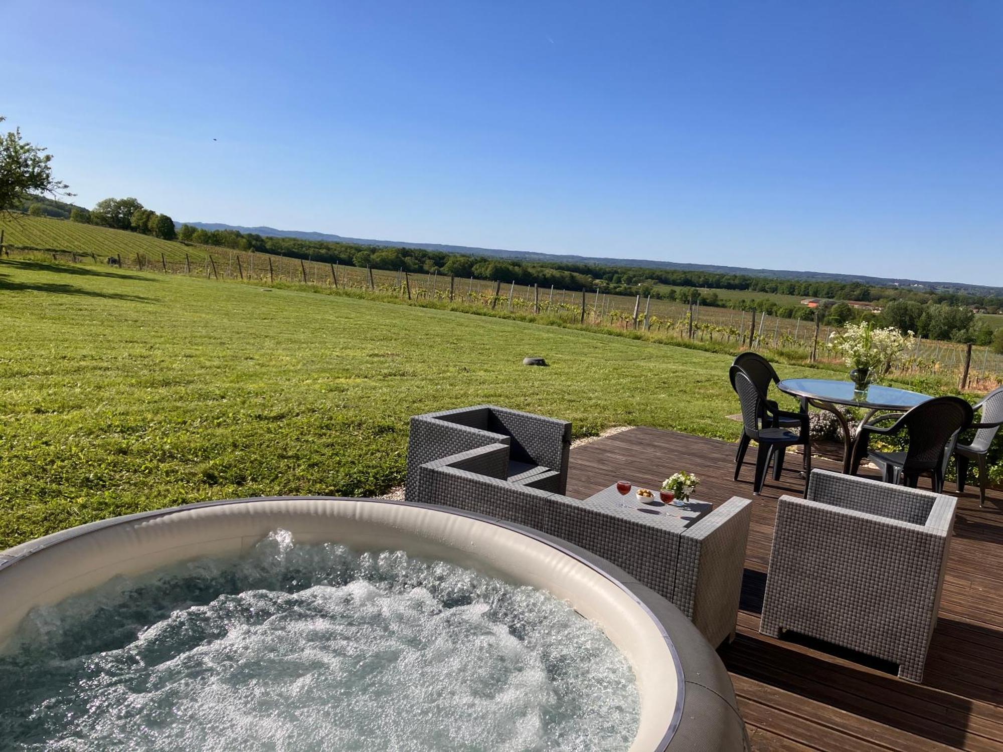 Perigourdine Avec Spa Et Vue Pomport Exterior photo